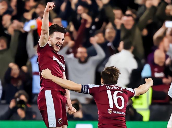 独行侠忧心忡忡！3换1交易撤回，浓眉伤情成大隐患