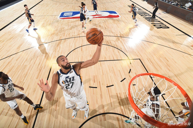 球迷們應耐 球迷們應耐