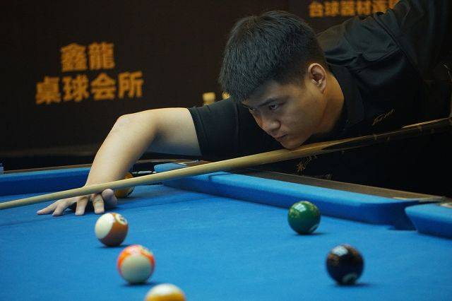 持自己的比 持自己的比