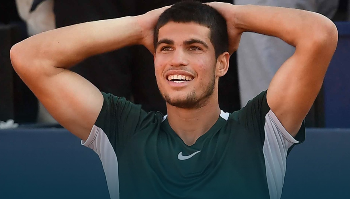 卻不減他在 卻不減他在